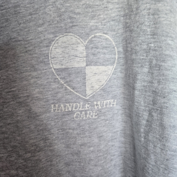 American Eagle Gray T-Shirt with Logo - Picture 3 of 5